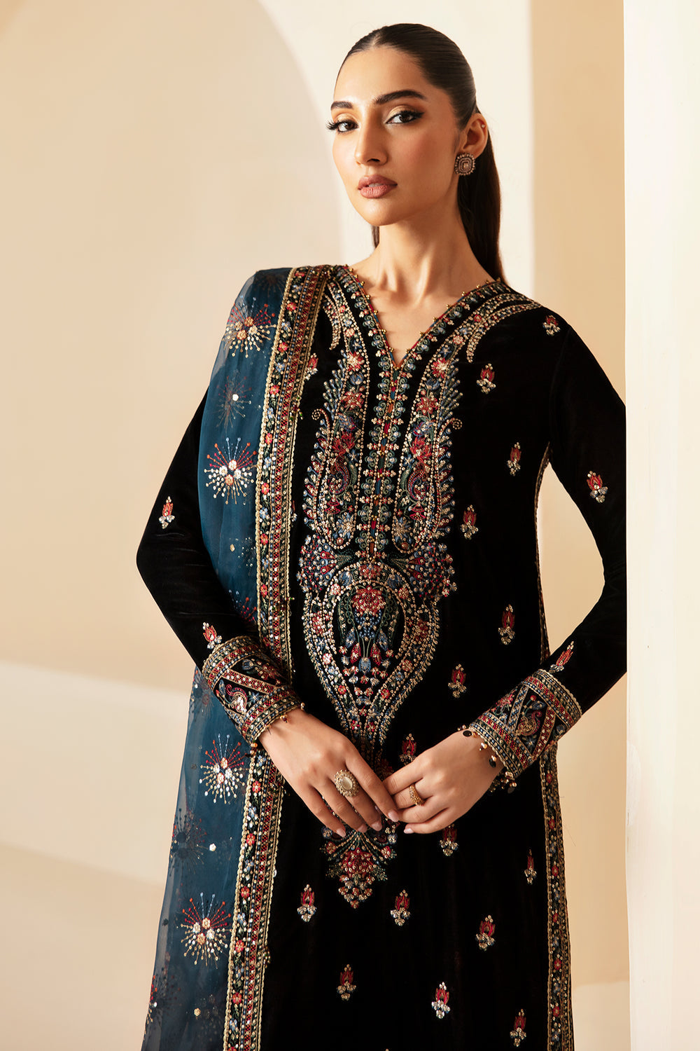 Jazmin | Velvet Edit 24 |  Velvet Formal VF-2028 - Saira Saqlain