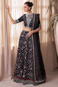 Jazmin | Formals Collection | RAW SILK UR-7015 - Saira Saqlain