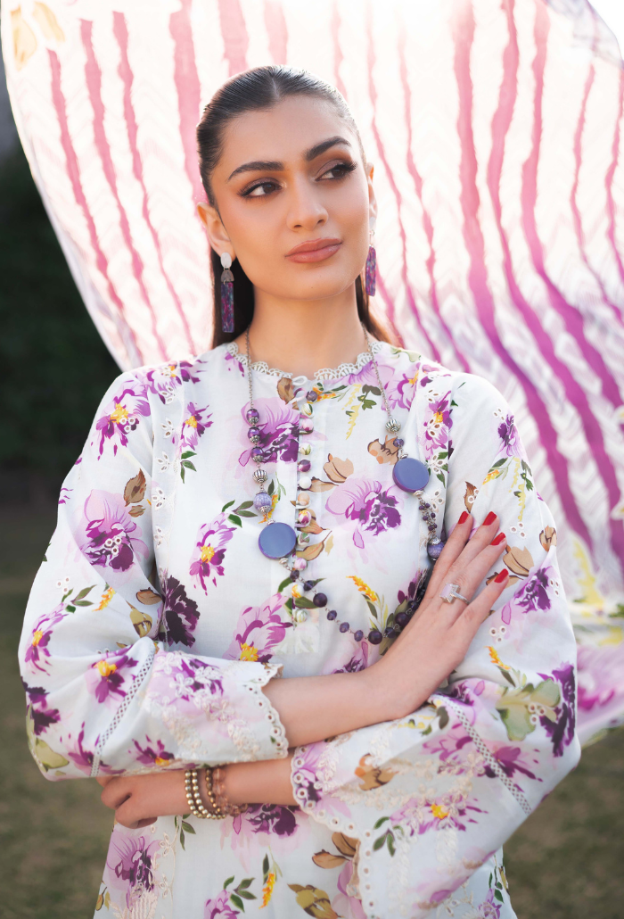 Humdum | Gardenia Lawn 24 | Printkari Lawn PLG 10 - Saira Saqlain