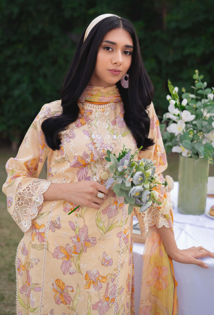 Humdum | Gardenia Lawn 24 | Printkari Lawn PLG 02 - Saira Saqlain