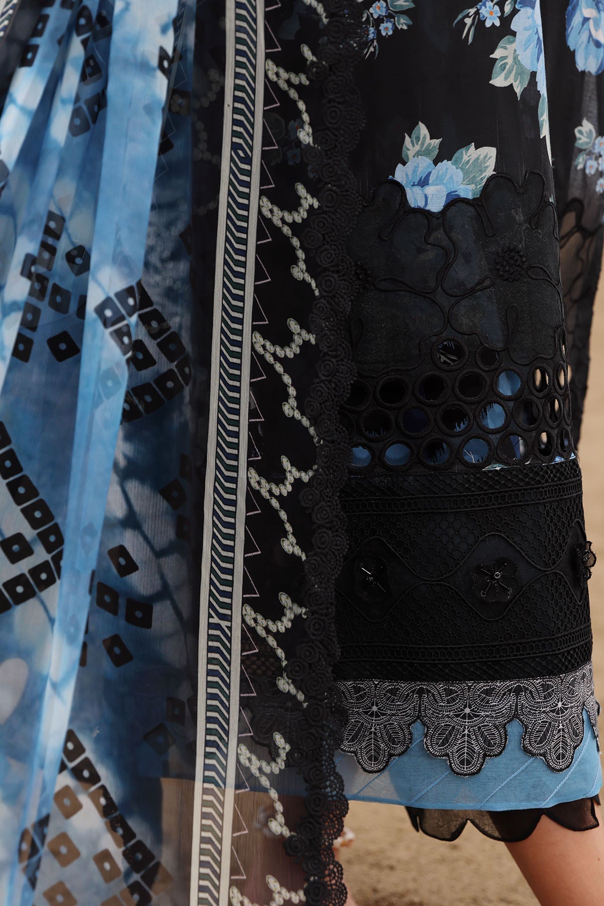Nureh | Gardenia Embroidered Lawn 25 | NSG-171 -   Ladies Clothes -  Saira Saqlain