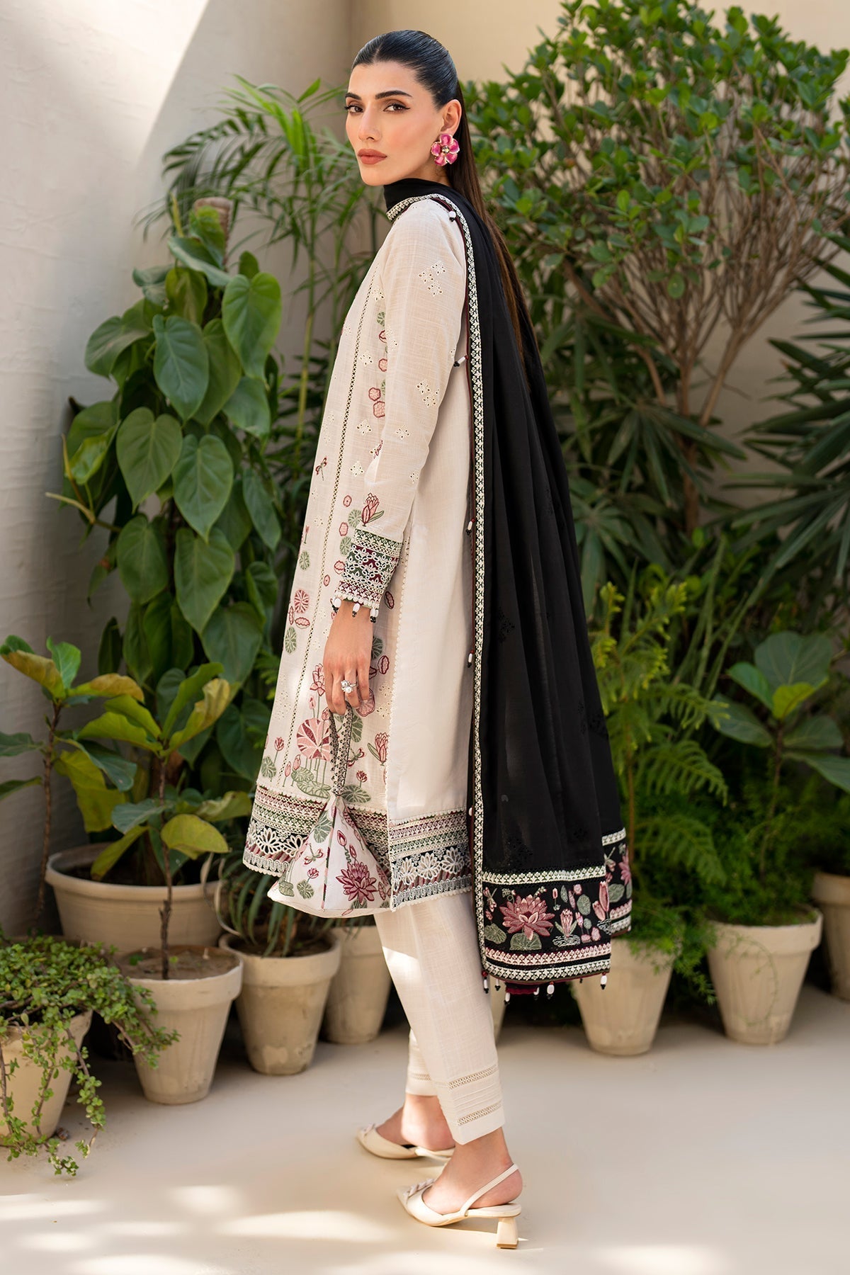 Jazmin | Irish Lawn SS 24 | D8 - Saira Saqlain