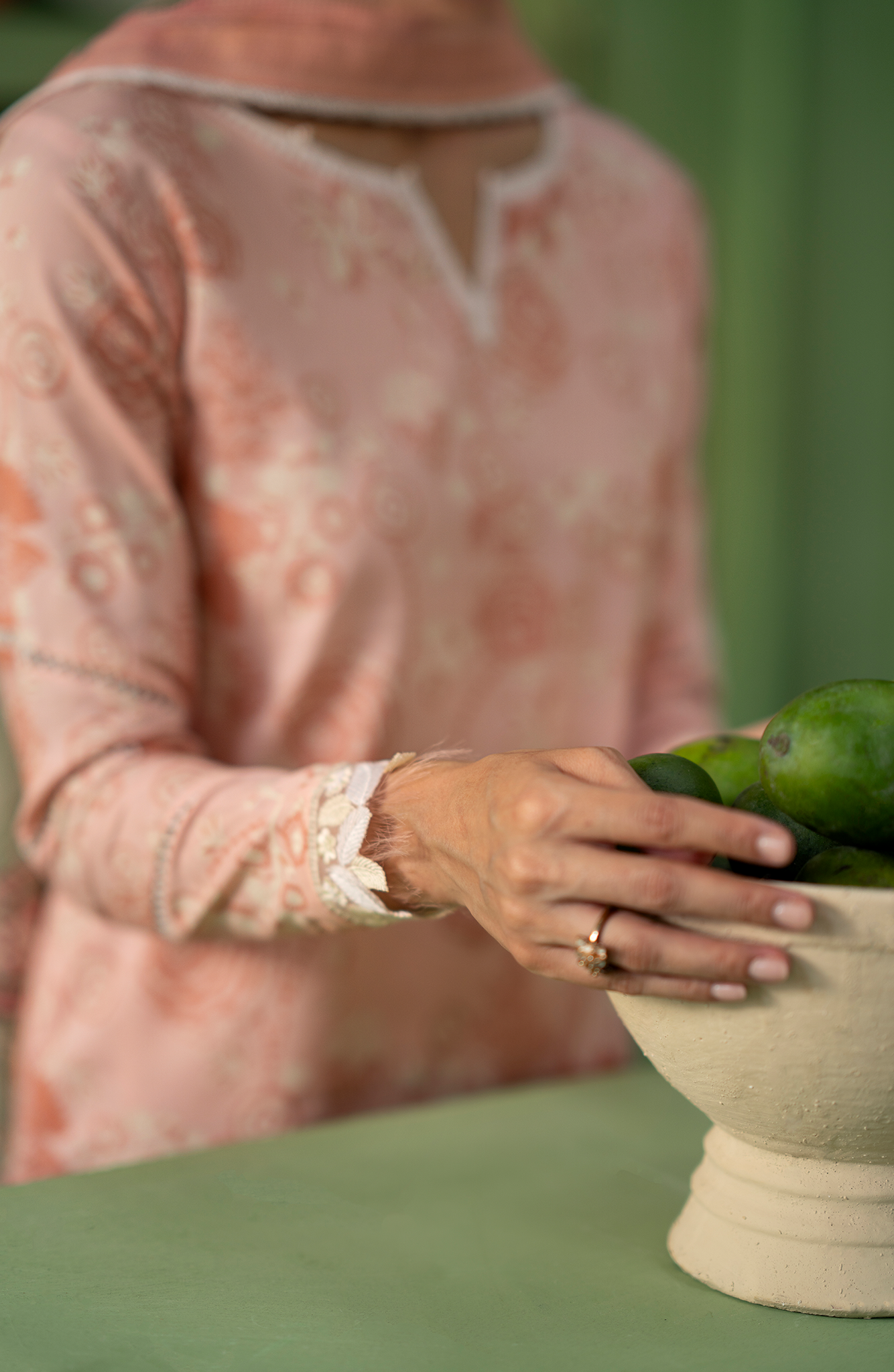 Seran | Artisan Lawn 25 | PECHE - Saira Saqlain