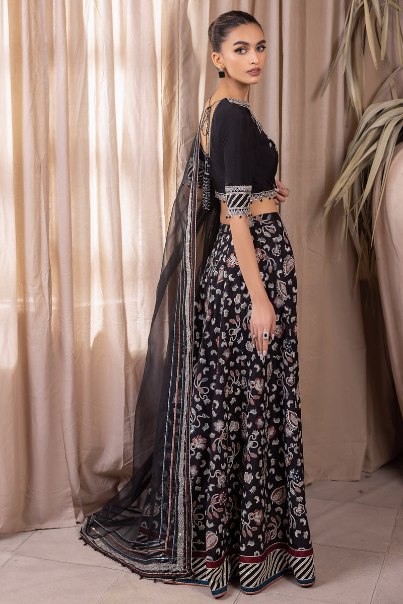Jazmin | Formals Collection | RAW SILK UR-7015 - Saira Saqlain