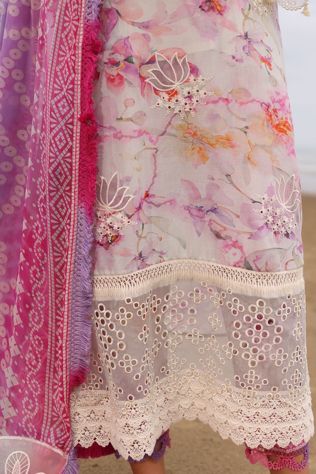 Nureh | Gardenia Embroidered Lawn 25 | NSG-172 -   Ladies Clothes -  Saira Saqlain