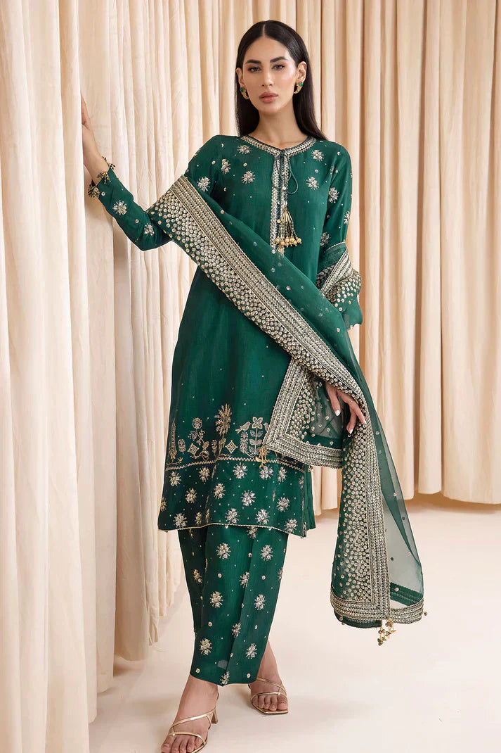Jazmin | Formals Collection | UR-7003 - Saira Saqlain