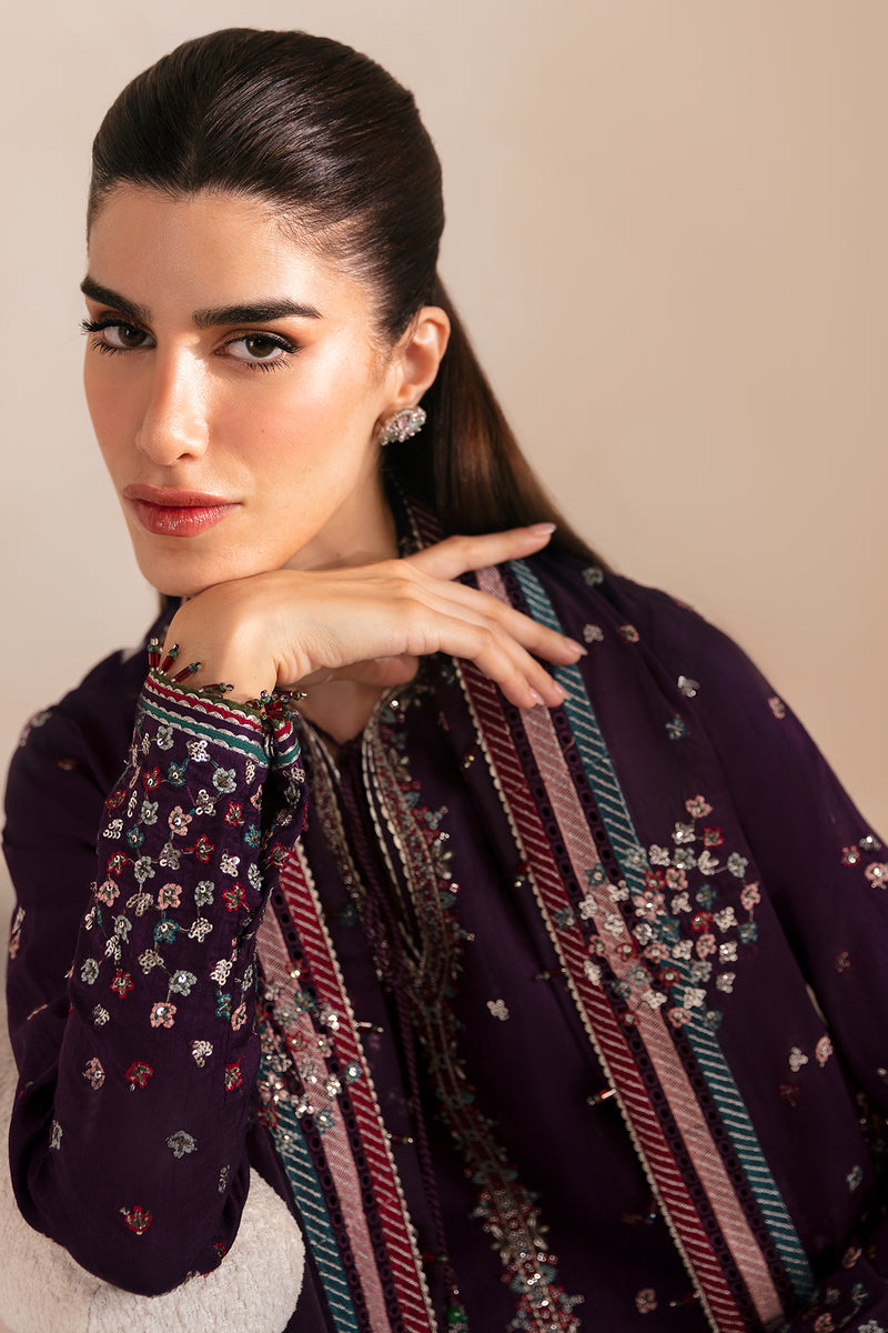 Jazmin | Formals Collection | UR-7046 - Saira Saqlain