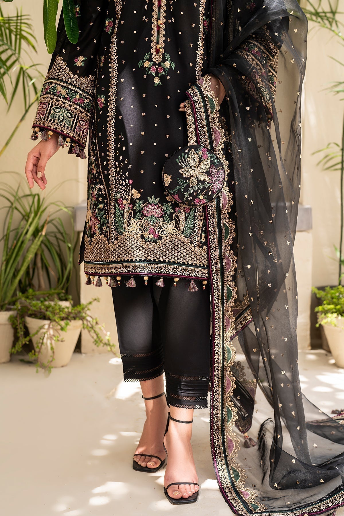Jazmin | Irish Lawn SS 24 | D4 - Saira Saqlain