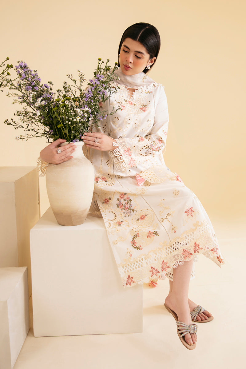 Qalamkar | Qlinekari Luxury Lawn | SQ-01 SARV - Saira Saqlain
