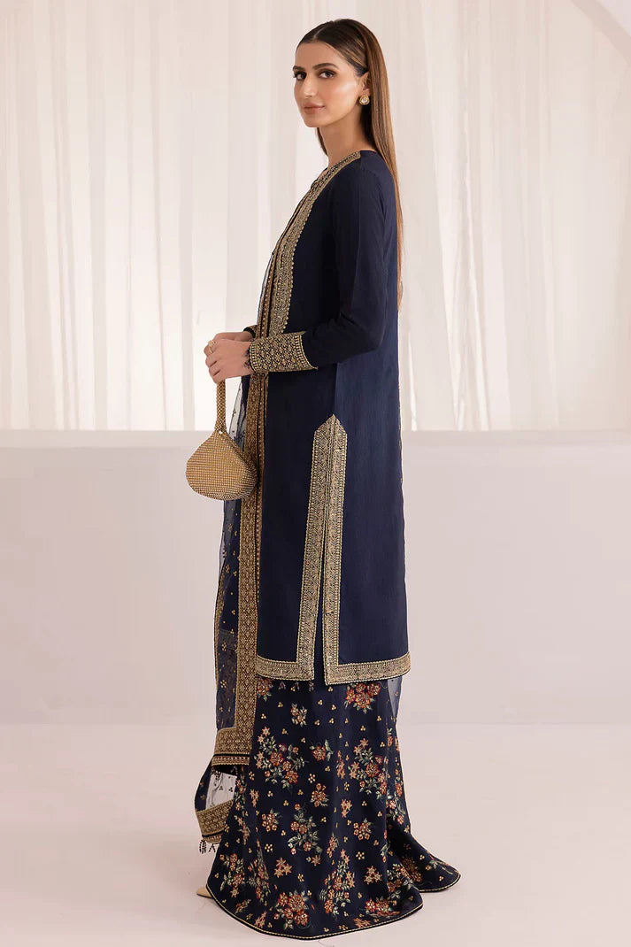 Jazmin | Formals Collection | UR-7008 - Saira Saqlain