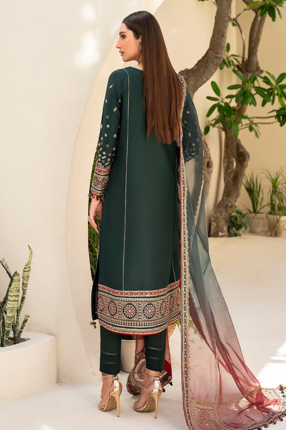 Jazmin | Irish Lawn SS 24 | D9 - Saira Saqlain