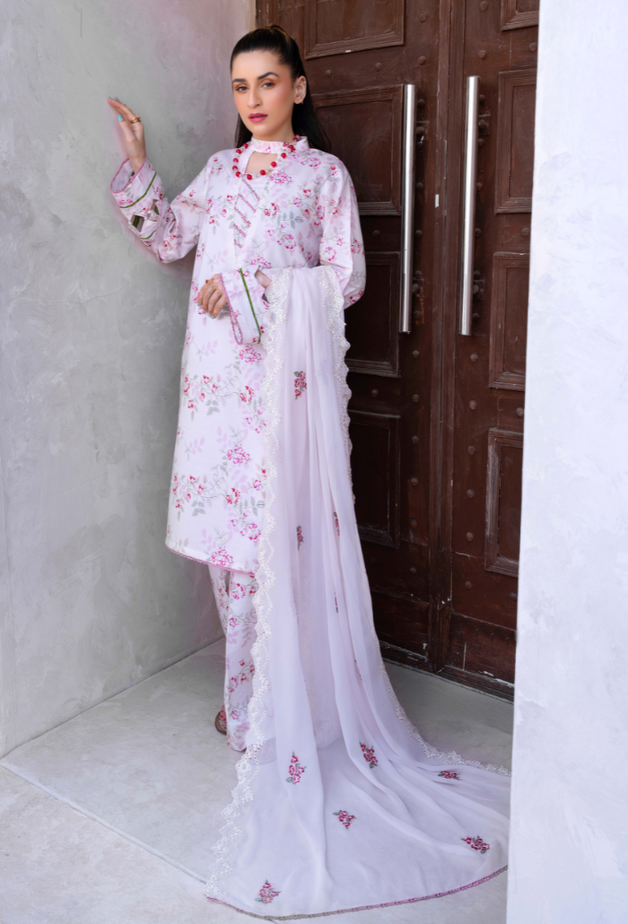Humdum | Gardenia Lawn 24 | PLG 3 - D08 - Saira Saqlain