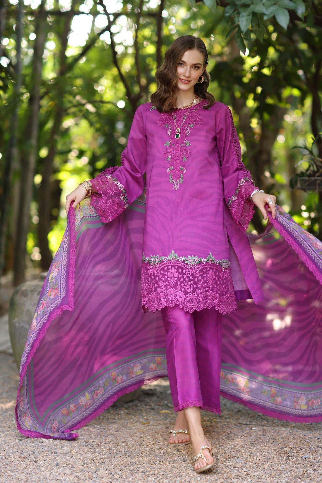 Noor by Saadia Asad | Eid Luxe Printedkari | D1-A -   Ladies Clothes -  Saira Saqlain