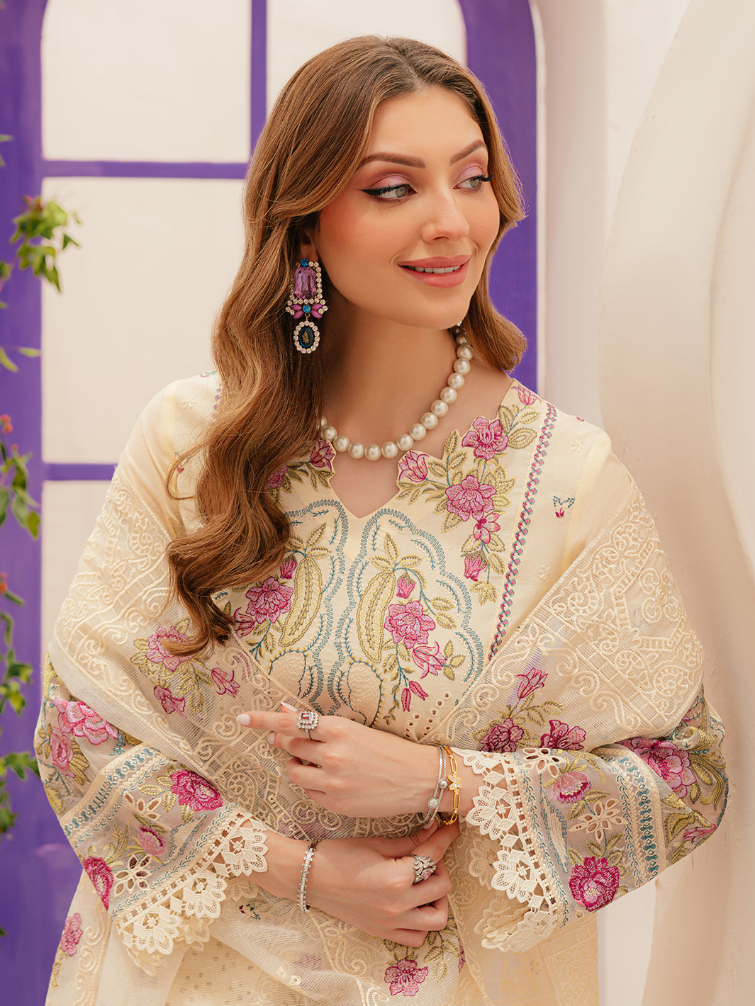 Mahnur | Allenura Luxury Lawn 24 | AMOUR - Saira Saqlain