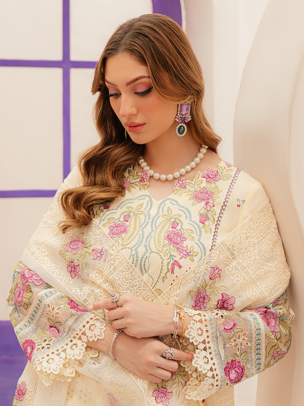 Mahnur | Allenura Luxury Lawn 24 | AMOUR - Saira Saqlain