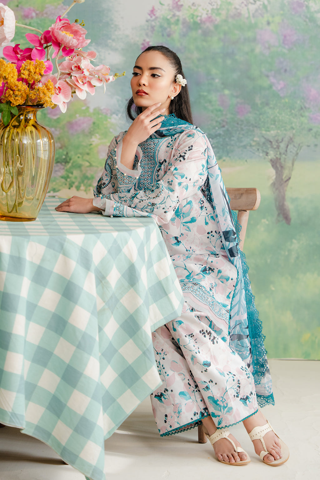 Afrozeh | The Floral Charm | Cashmere - Saira Saqlain