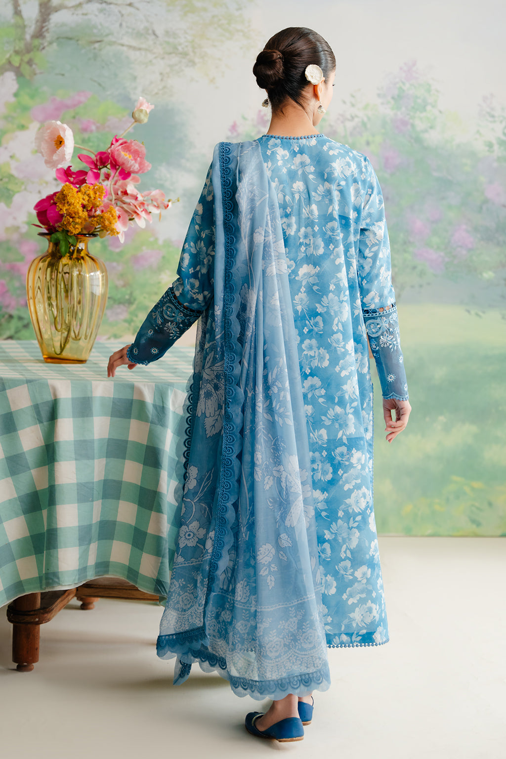 Afrozeh | The Floral Charm | Nigella - Saira Saqlain