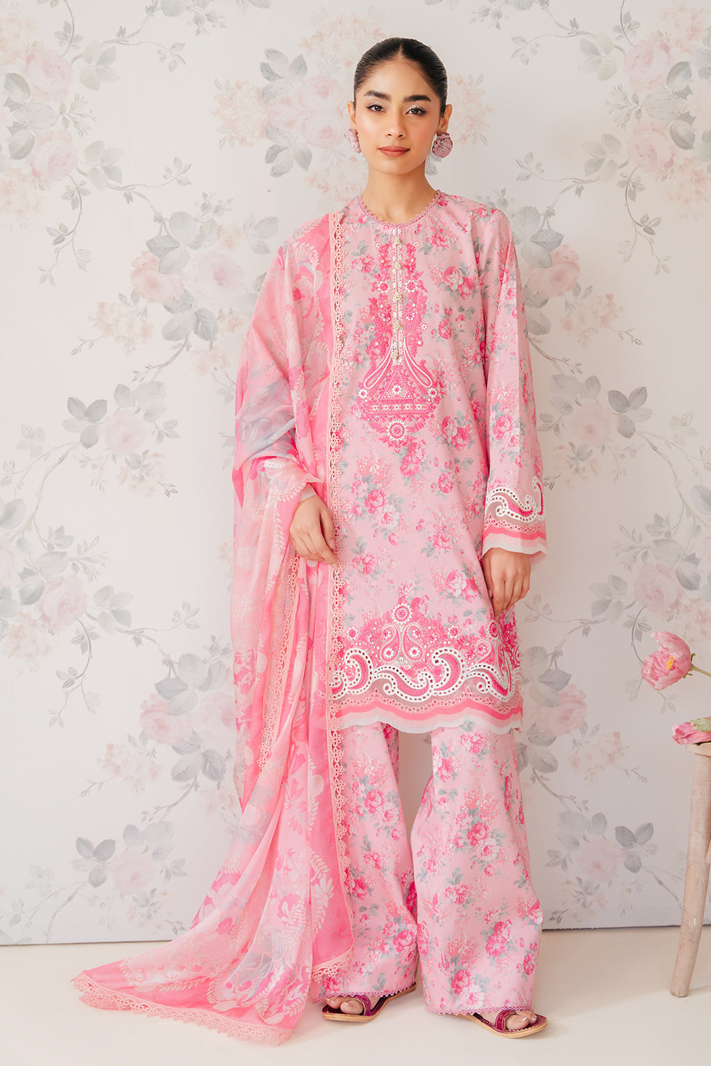 Afrozeh | The Floral Charm | Begonia - Saira Saqlain