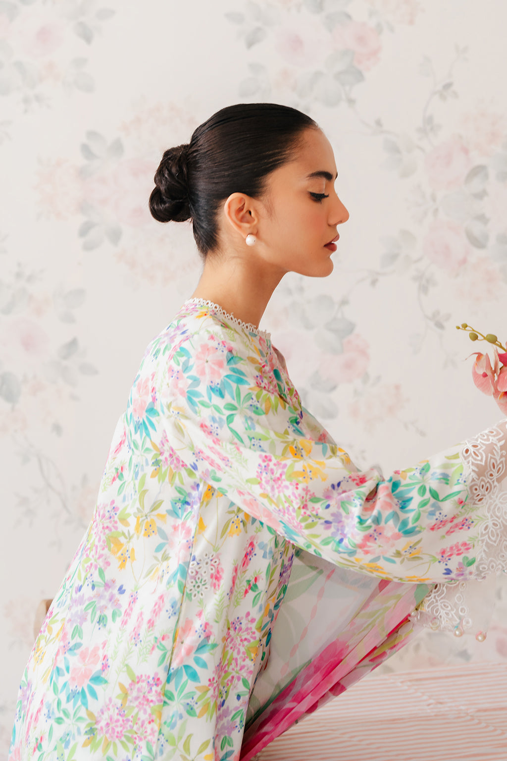 Afrozeh | The Floral Charm | Vanilla - Saira Saqlain