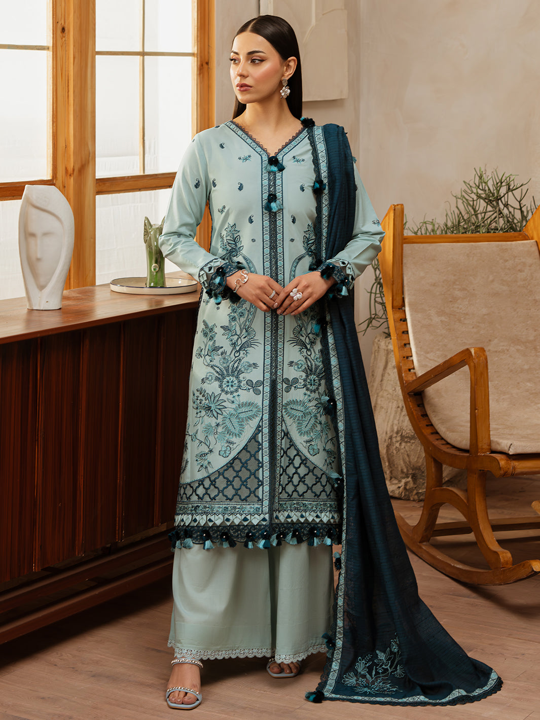 Mahnur | Florence Luxury Lawn 25 | AIYLEEN -   Ladies Clothes -  Saira Saqlain