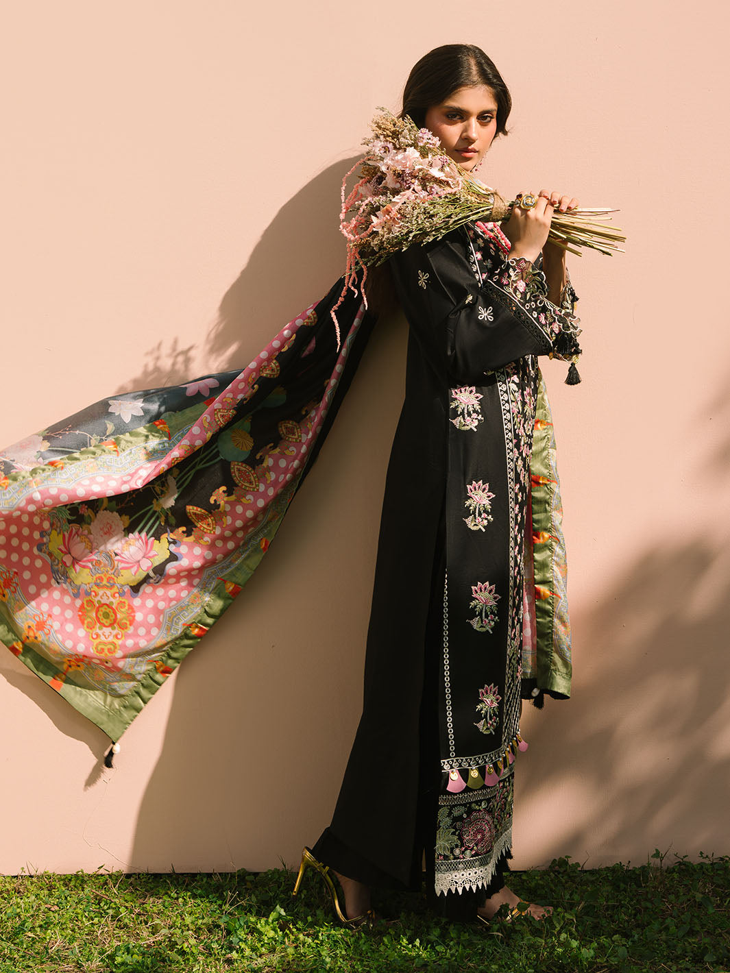Mahnur | Dahlia Luxury Lawn 25 | Aurora -   Ladies Clothes -  Saira Saqlain