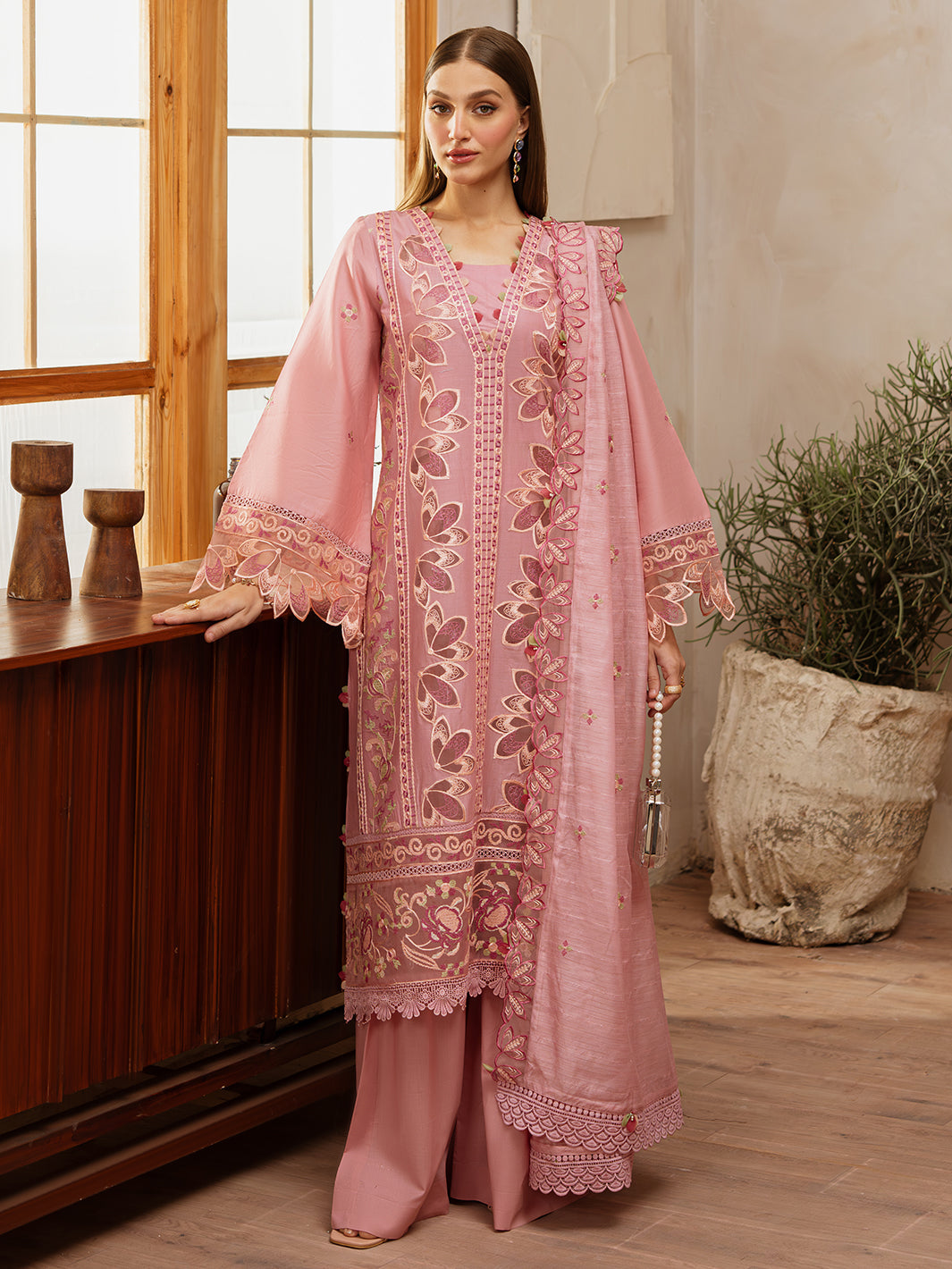 Mahnur | Florence Luxury Lawn 25 | AZMEY -   Ladies Clothes -  Saira Saqlain