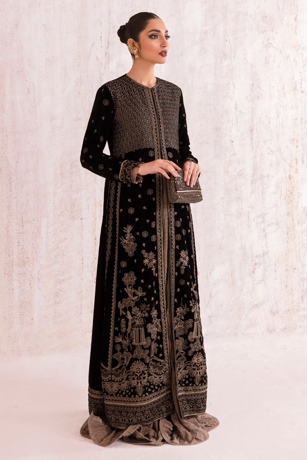 Jazmin | Velvet Edit 24 |  Velvet Formal VF-2001 - Saira Saqlain