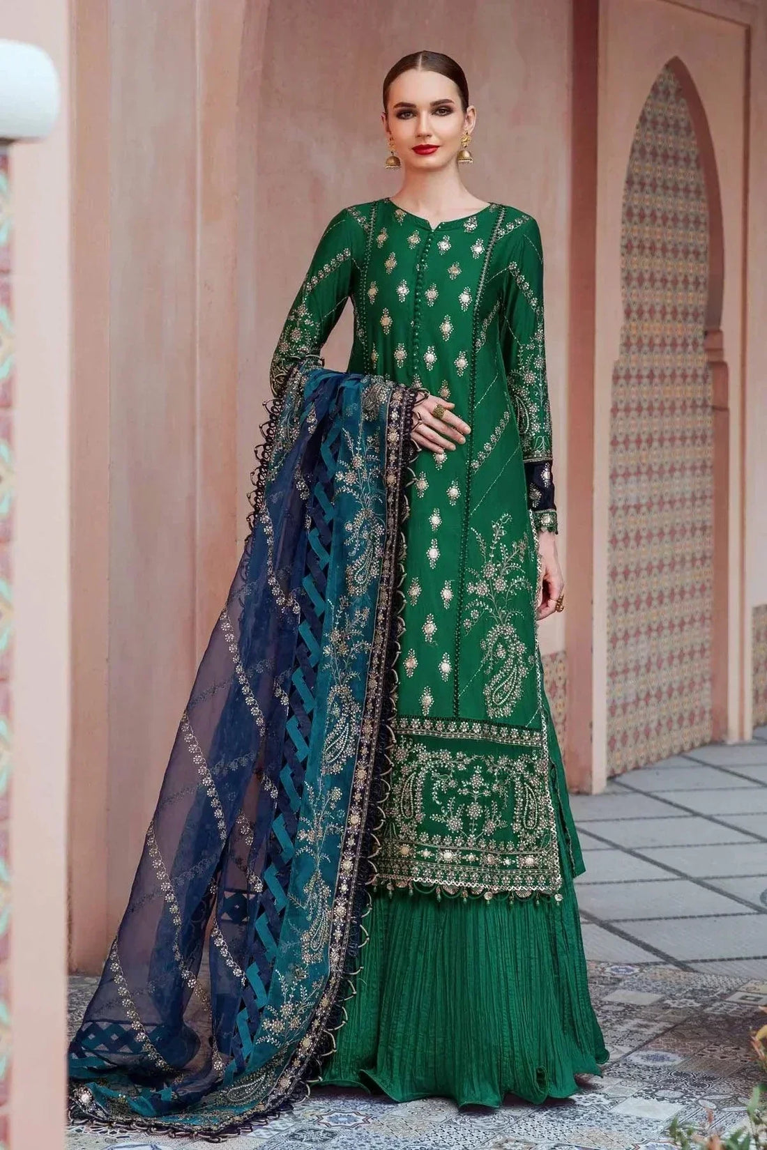 Maria B | Sateen Formals 23 | Emerald Green CST-711 - Saira Saqlain