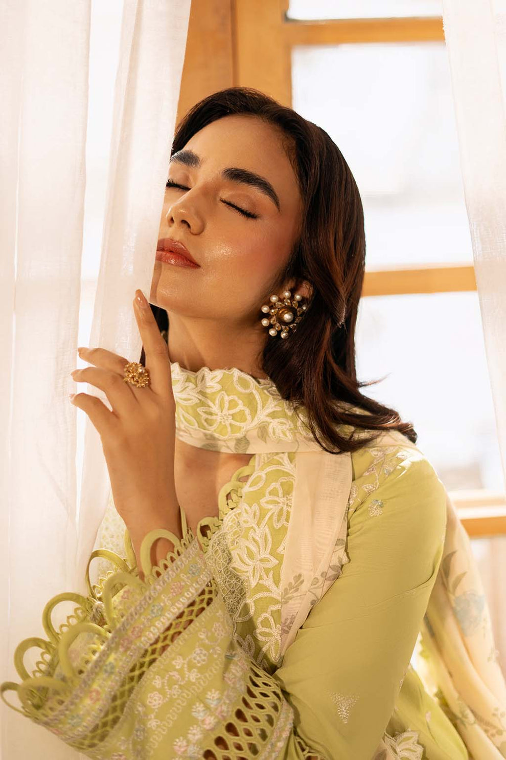 Zarposh | Sajni Lawn 25 | Gulnaz -   Ladies Clothes -  Saira Saqlain