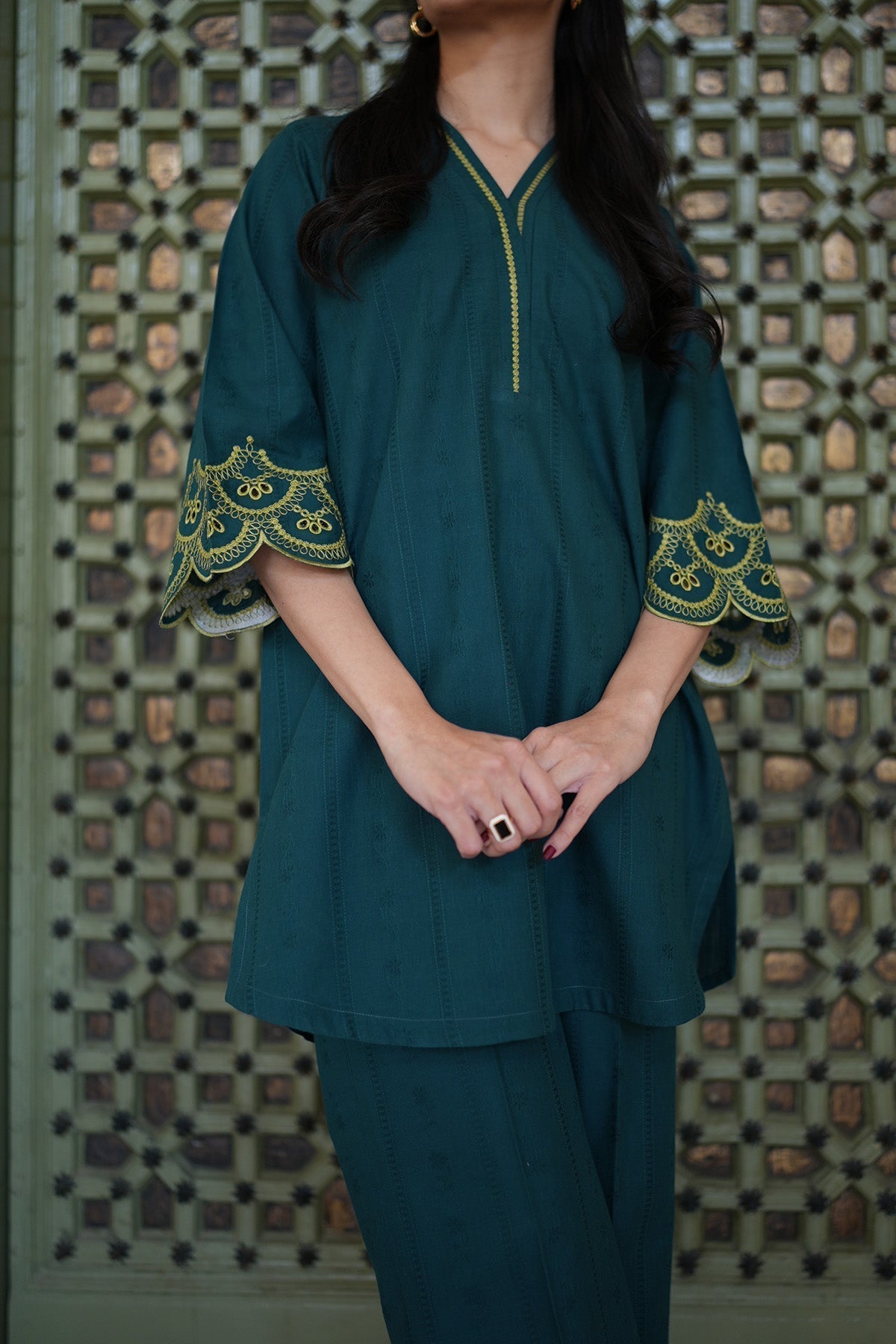 Sahar | Ready to Wear Basics | Meadowscape - Saira Saqlain