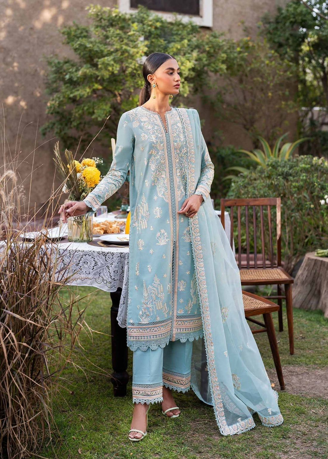 Akbar Aslam | Pret Lawn | LUEUR - Saira Saqlain
