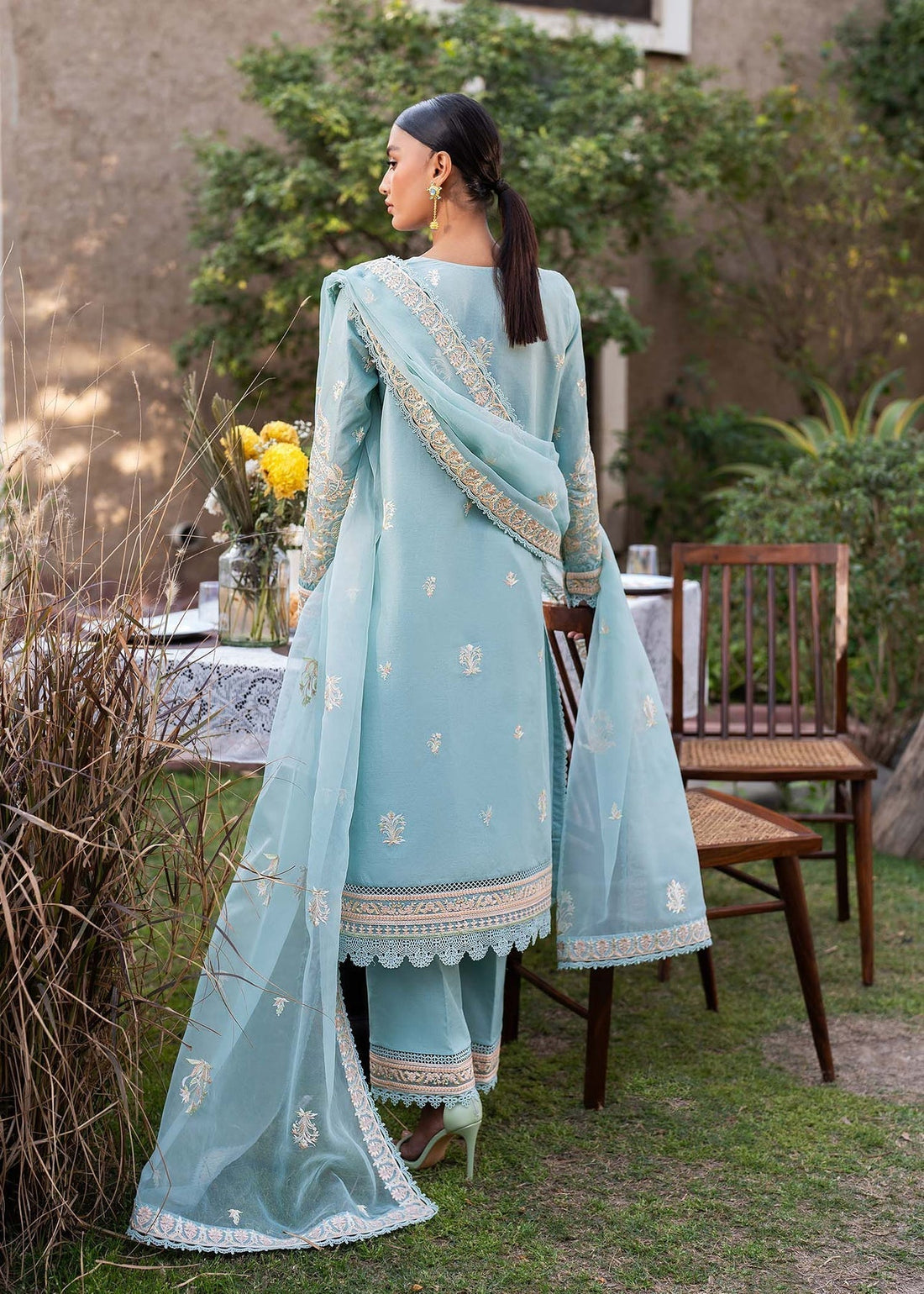 Akbar Aslam | Pret Lawn | LUEUR - Saira Saqlain