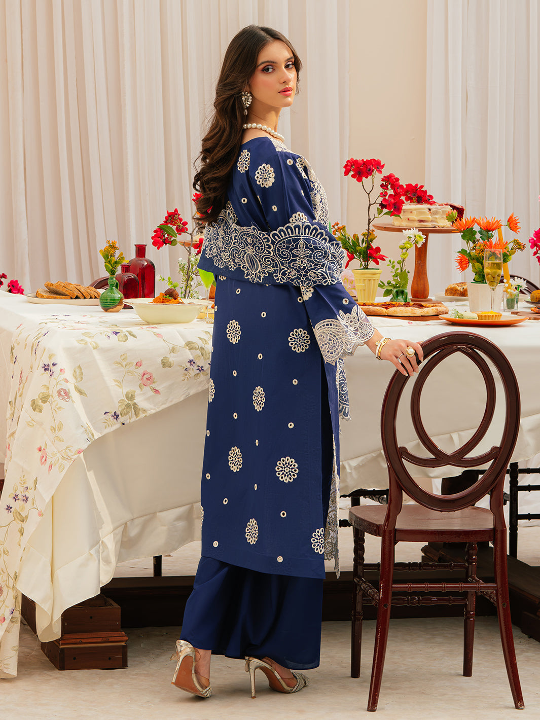 Mahnur | Allenura Luxury Lawn 24 | ELYSIUM - Saira Saqlain