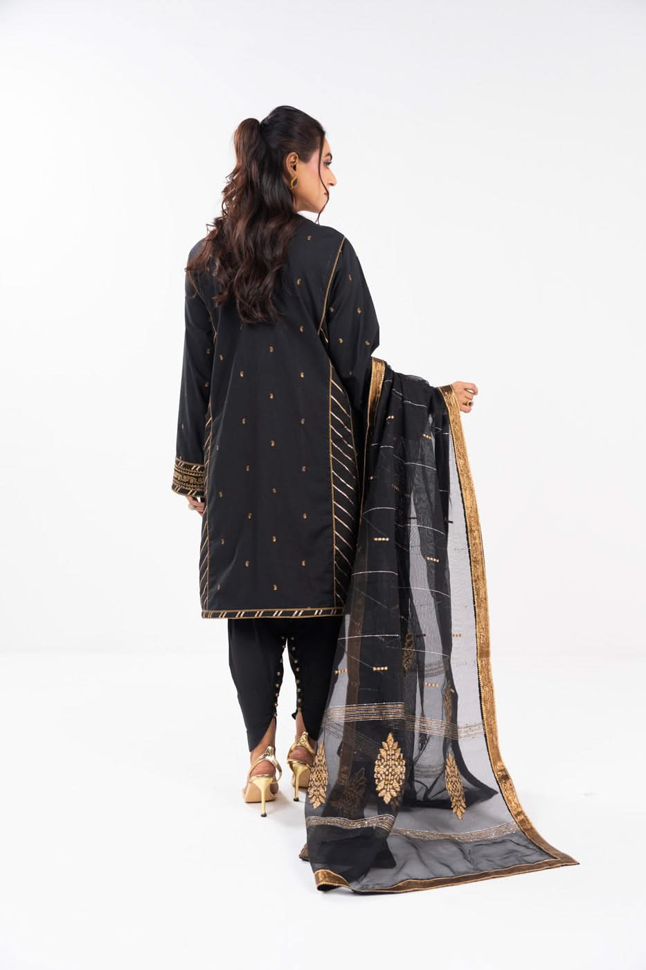 AlKaram | Festive Summer 25 | FC-1A-25-Black -   Ladies Clothes -  Saira Saqlain