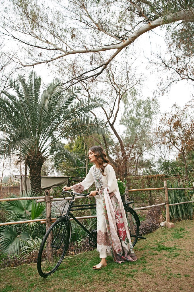 Florent | Luxury Lawn 24 | FFL-2A - Saira Saqlain