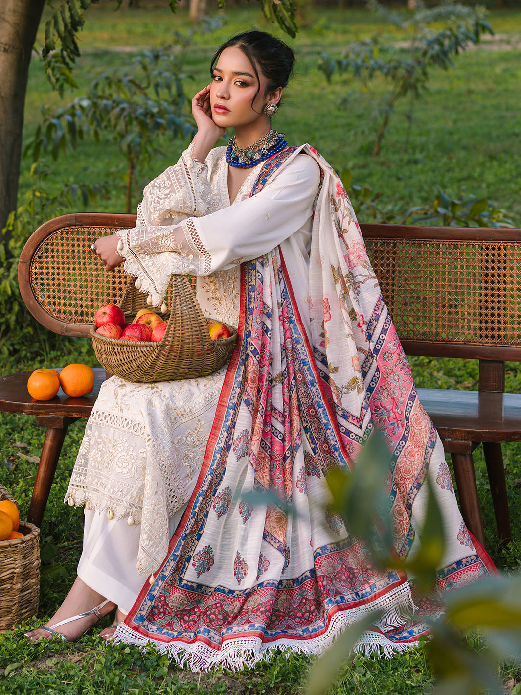 Mahnur | Dahlia Luxury Lawn 25 | Gia -   Ladies Clothes -  Saira Saqlain