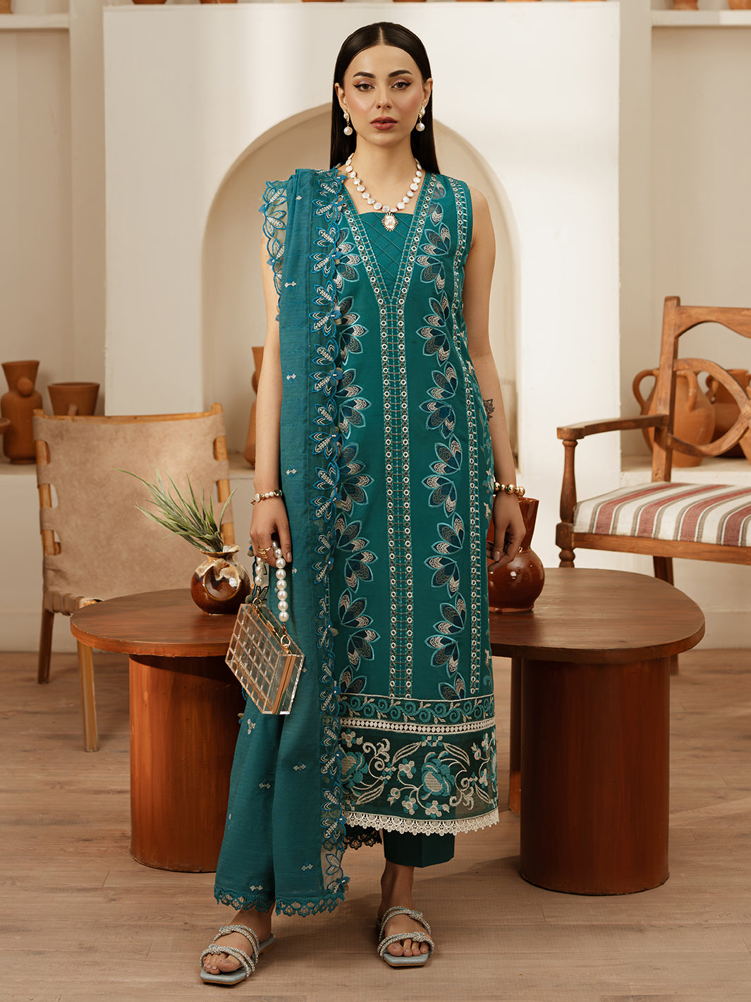 Mahnur | Florence Luxury Lawn 25 | LANA -   Ladies Clothes -  Saira Saqlain