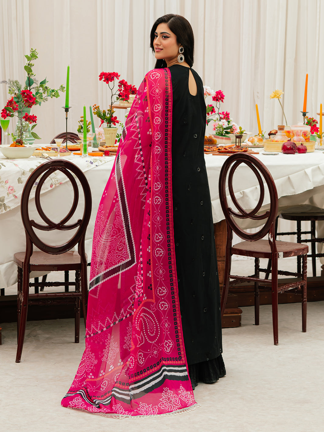 Mahnur | Allenura Luxury Lawn 24 | MOCHA - Saira Saqlain