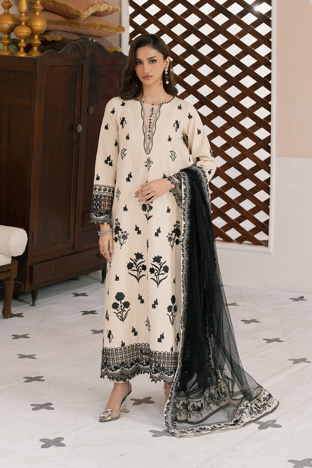 Maryum N Maria | Eid Luxury Lawn 25 | ATEFEH - MS50157 -   Ladies Clothes -  Saira Saqlain