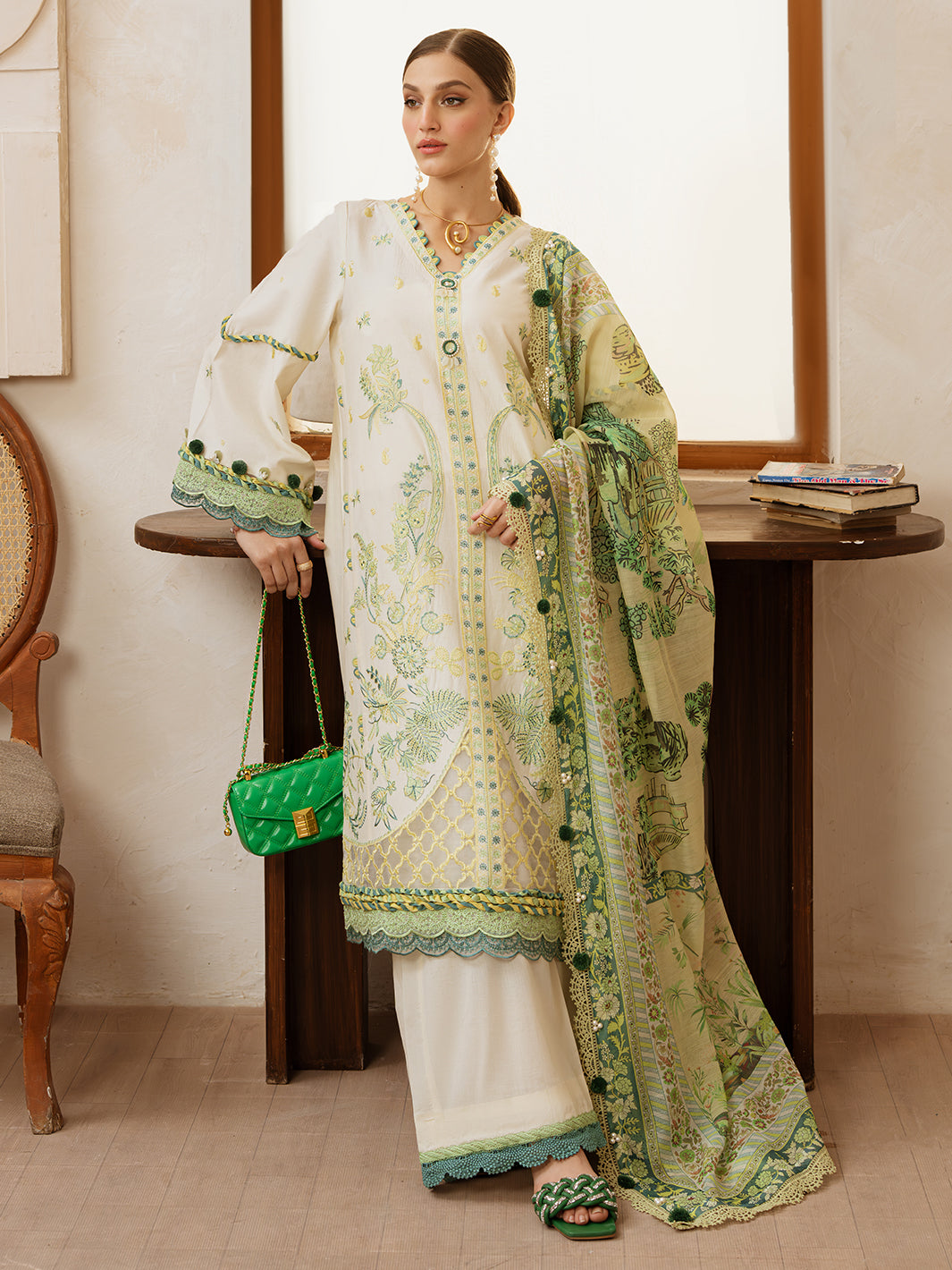 Mahnur | Florence Luxury Lawn 25 | MAHGUL -   Ladies Clothes -  Saira Saqlain