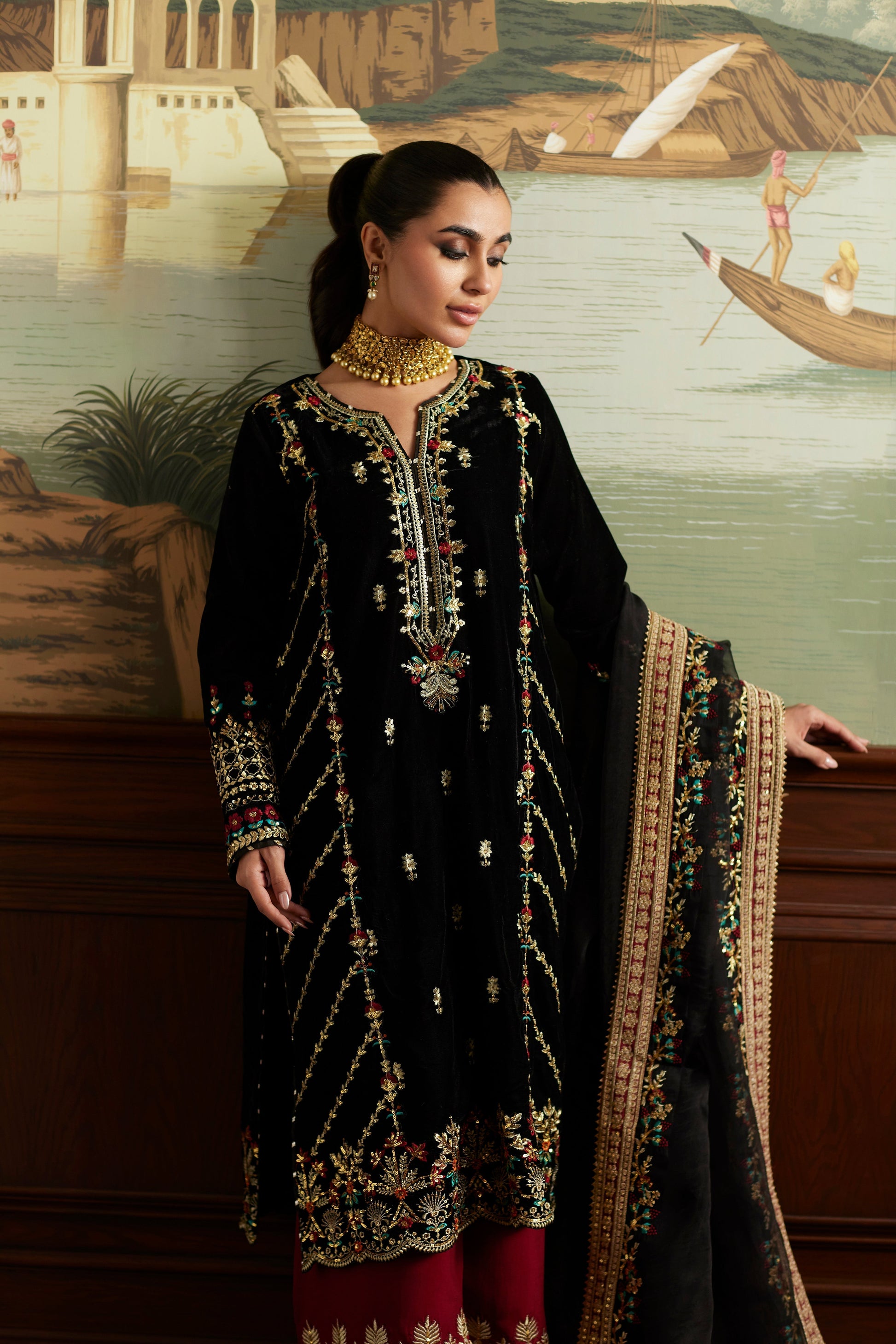 Mina Hassan | Velvet Luxe |  Jahan - Saira Saqlain