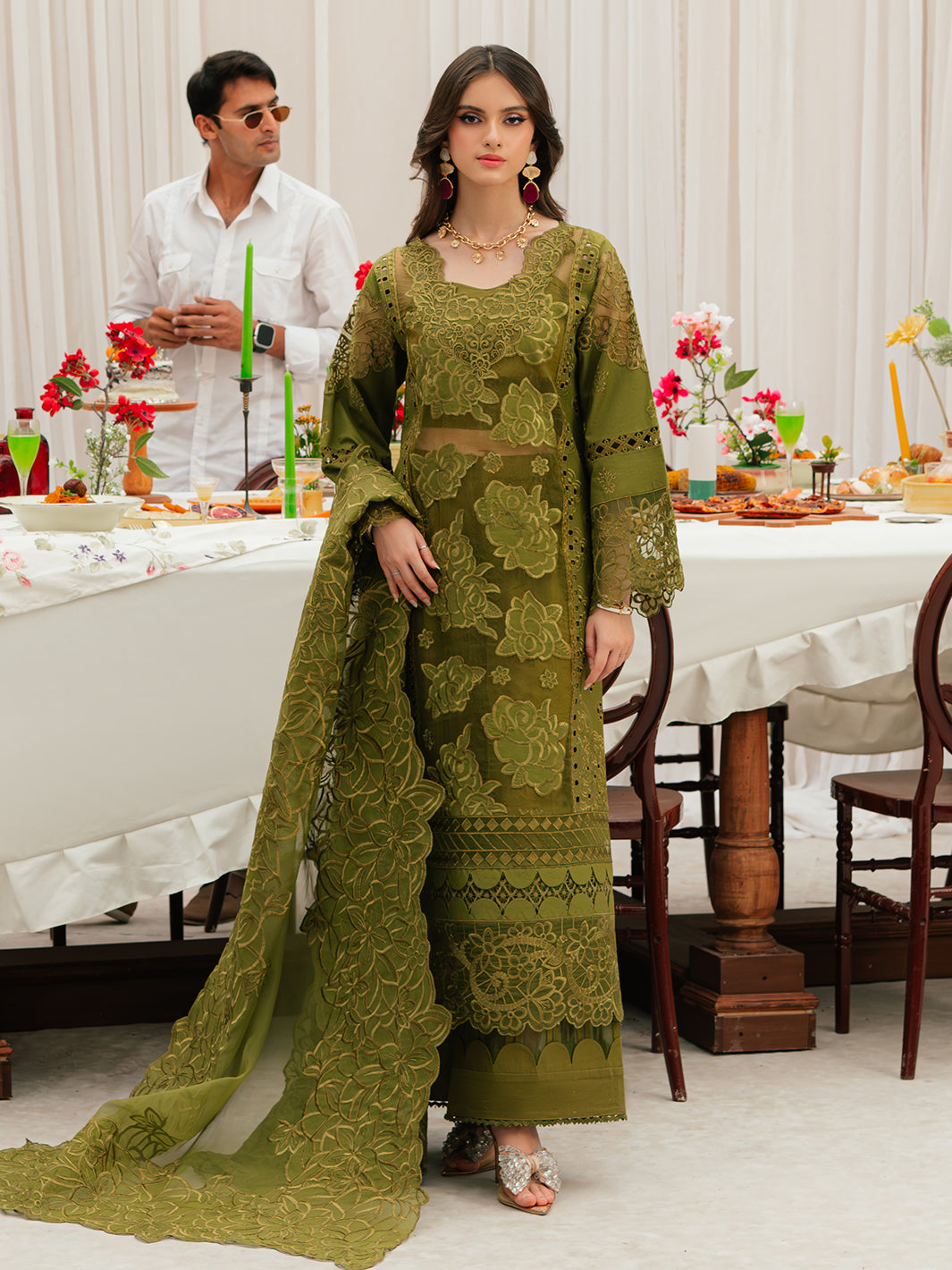 Mahnur | Allenura Luxury Lawn 24 | REVERIE - Saira Saqlain