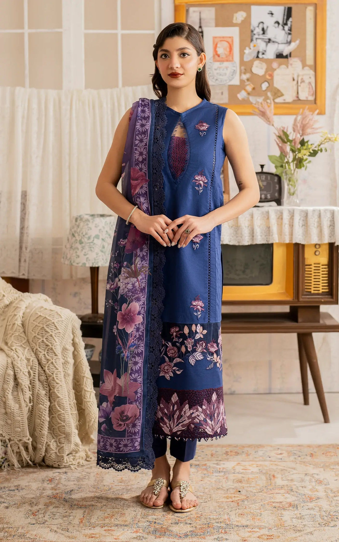 Asifa and Nabeel | Meraki Vintage 25 | Resham (MVL25-18) - Saira Saqlain
