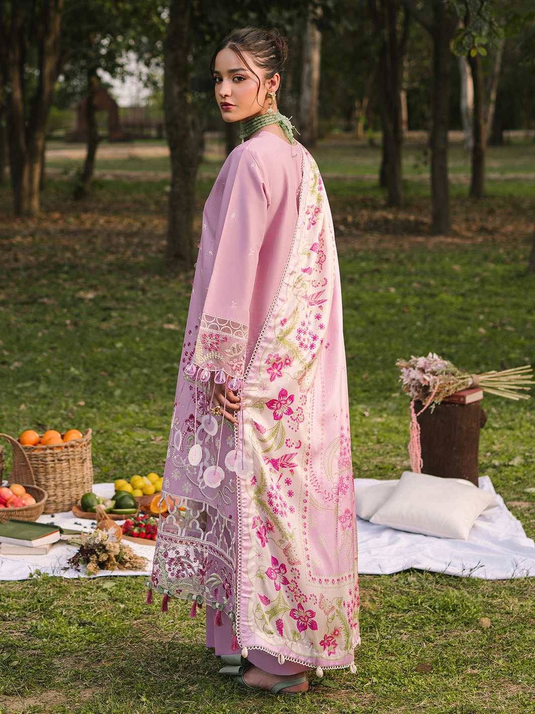 Mahnur | Dahlia Luxury Lawn 25 | Rosa -   Ladies Clothes -  Saira Saqlain