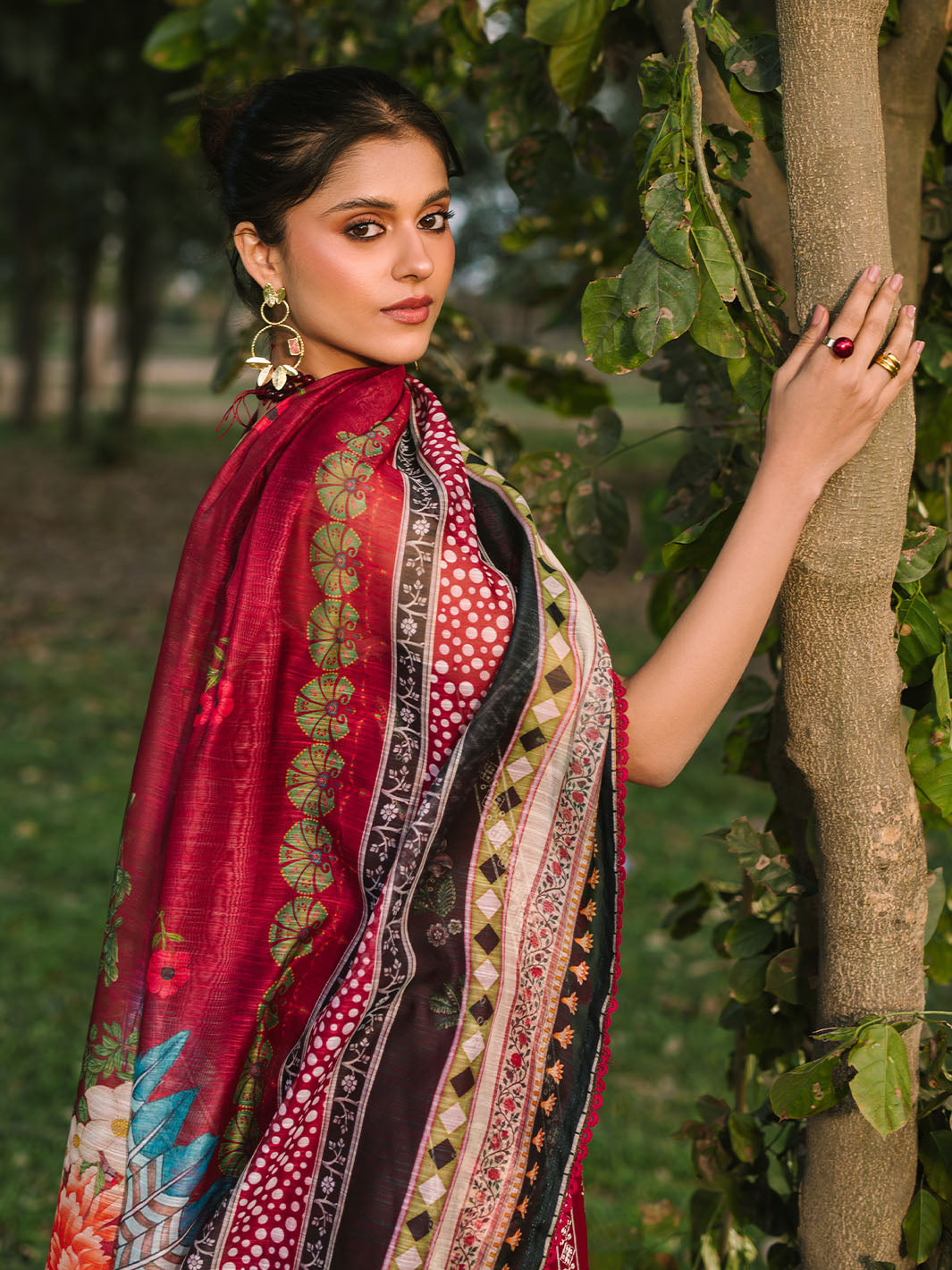Mahnur | Dahlia Luxury Lawn 25 | Rosina -   Ladies Clothes -  Saira Saqlain