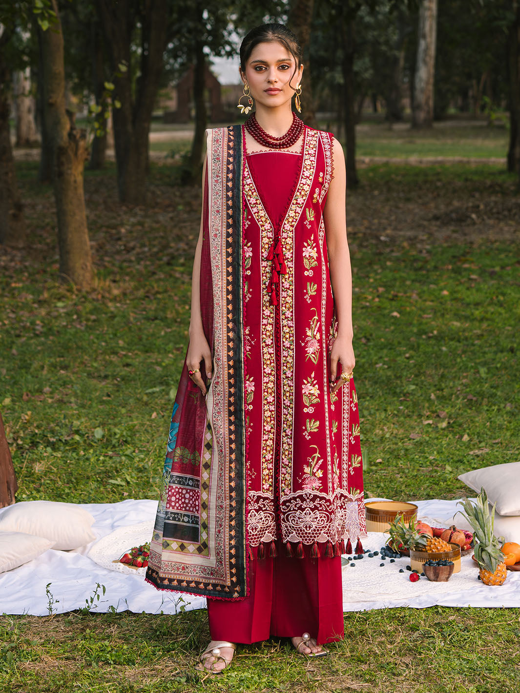 Mahnur | Dahlia Luxury Lawn 25 | Rosina -   Ladies Clothes -  Saira Saqlain