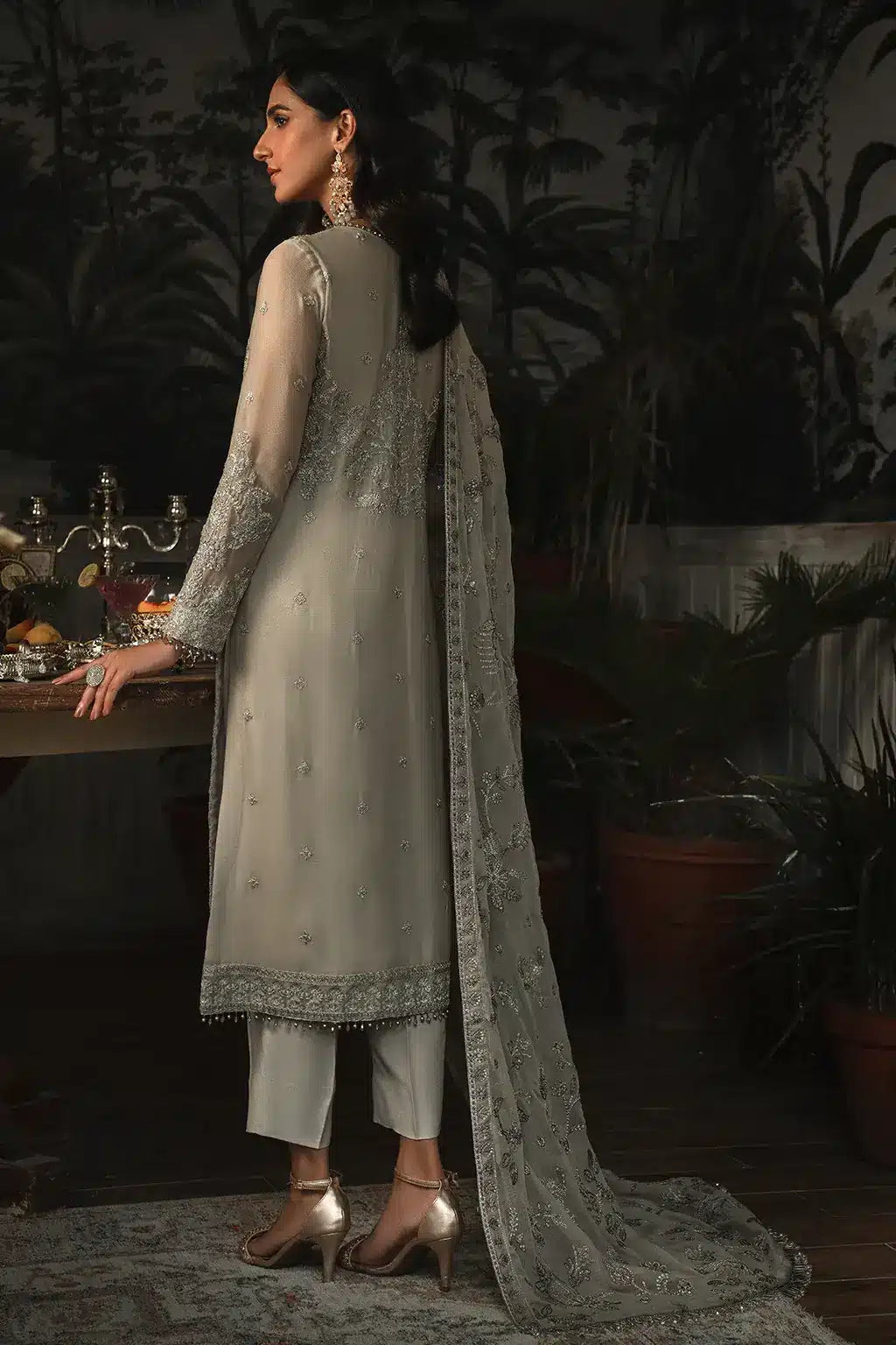 Zarif | LA ROSELLA Formals | ZLR 05 SANDY - Saira Saqlain