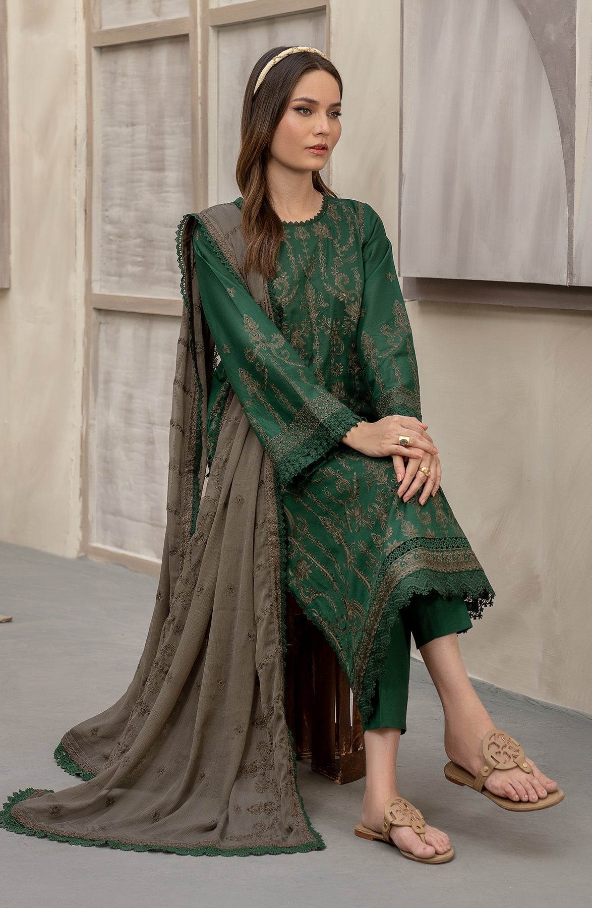 Zarif | Festive Lawn | ZFL 06 LIVIA - Saira Saqlain