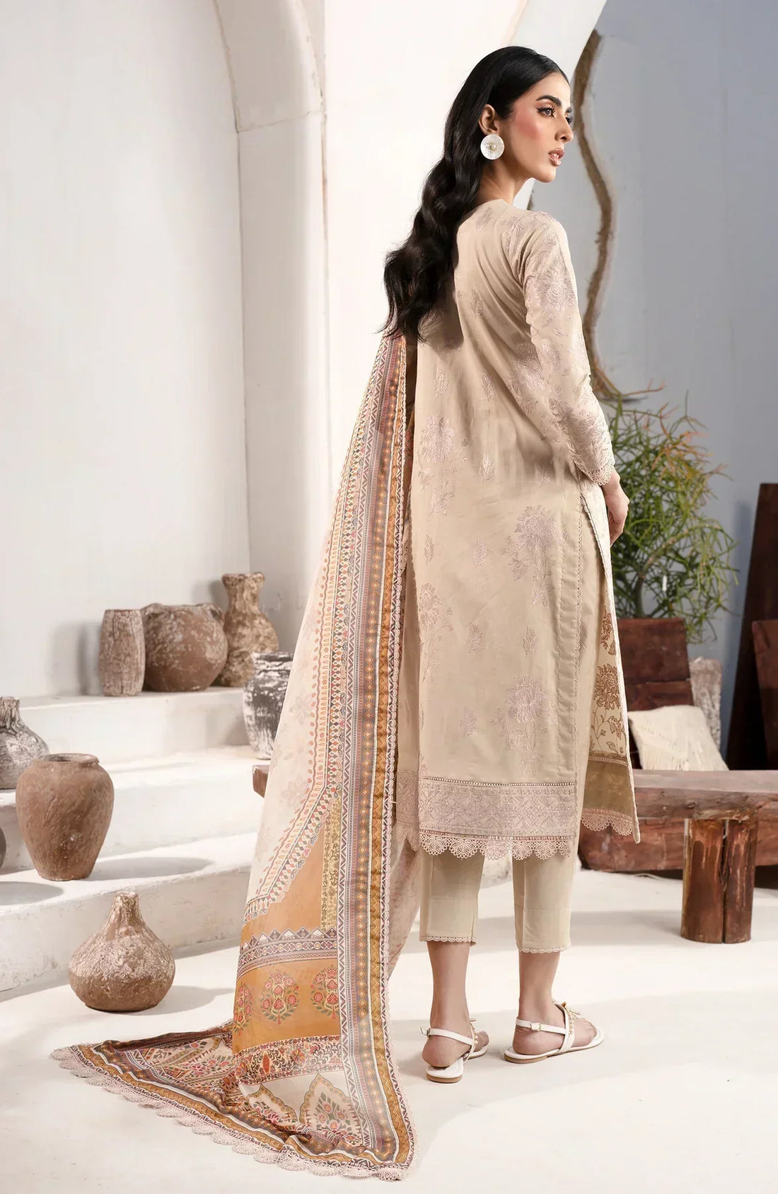 Zarif | Eid Lawn 24| ZL 08 DIVAH - Saira Saqlain
