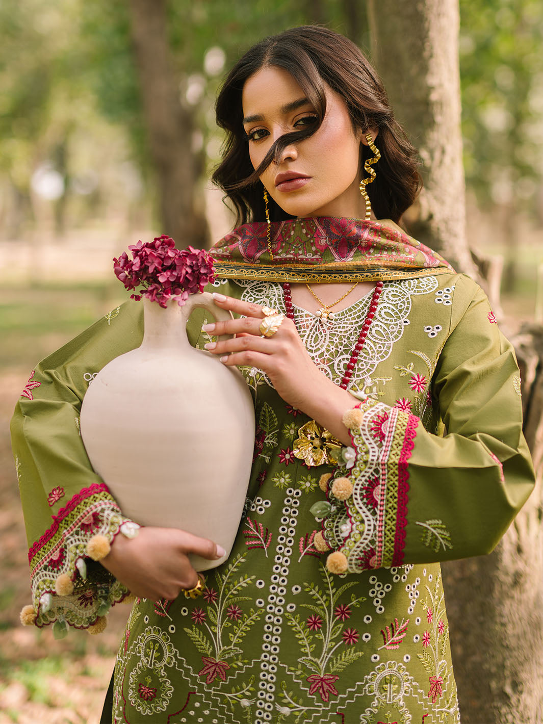 Mahnur | Dahlia Luxury Lawn 25 | Saage -   Ladies Clothes -  Saira Saqlain